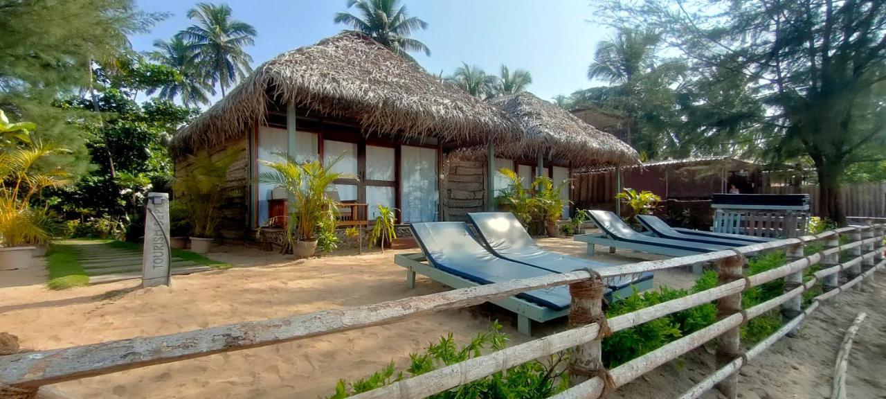 The Coast Beach Resort อากอนดา ภายนอก รูปภาพ